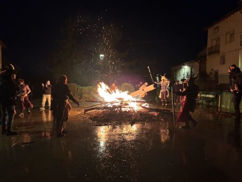 Garrastolendas tradizional en Urriés